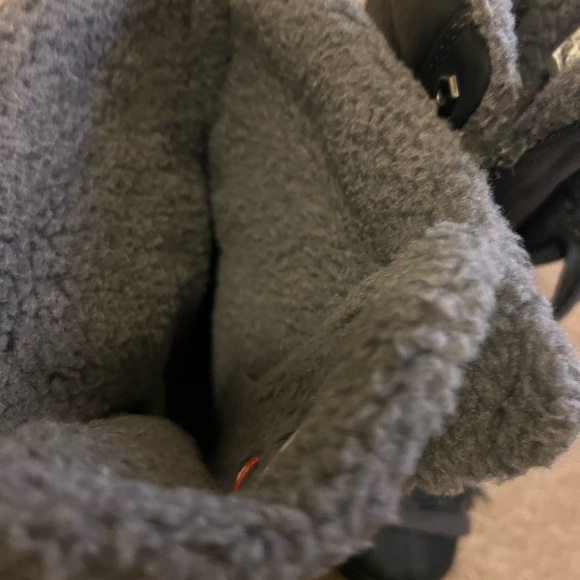 Timberland women’s snow boots - Picture 12 of 12